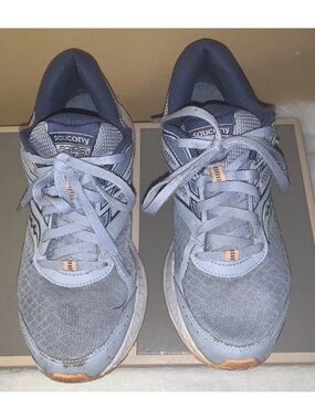 🦋🎯 I Saucony Cohesion 13 Women’s Blue Mist/Melon Running Shoes Sneakers Size 9.5